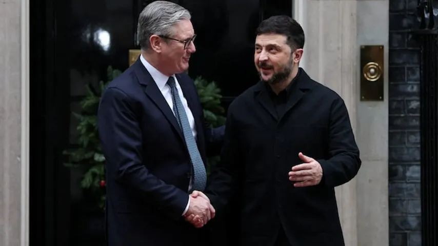 Zelensky débarque à Londres / avec les alliés européens après les critiques de Trump