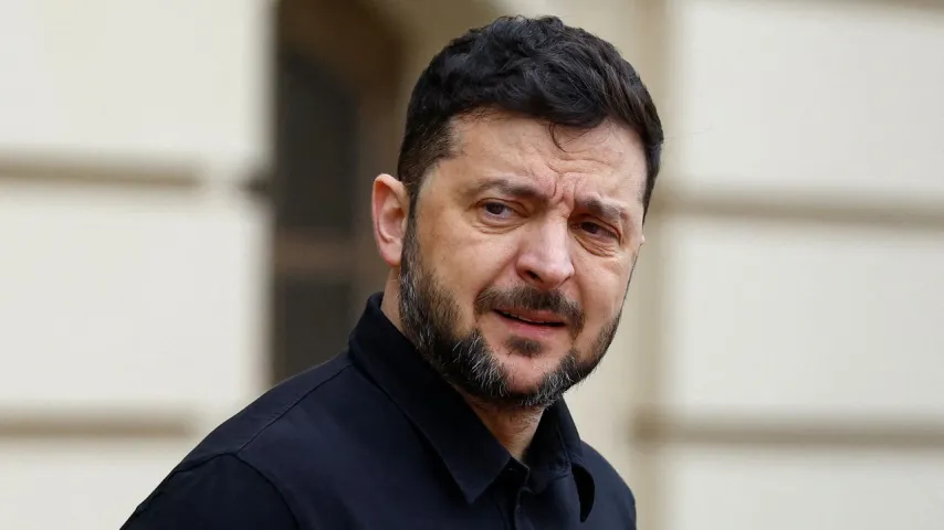 Zelensky dit «NON» à Trump — aucun accord pour l'est de l'Ukraine