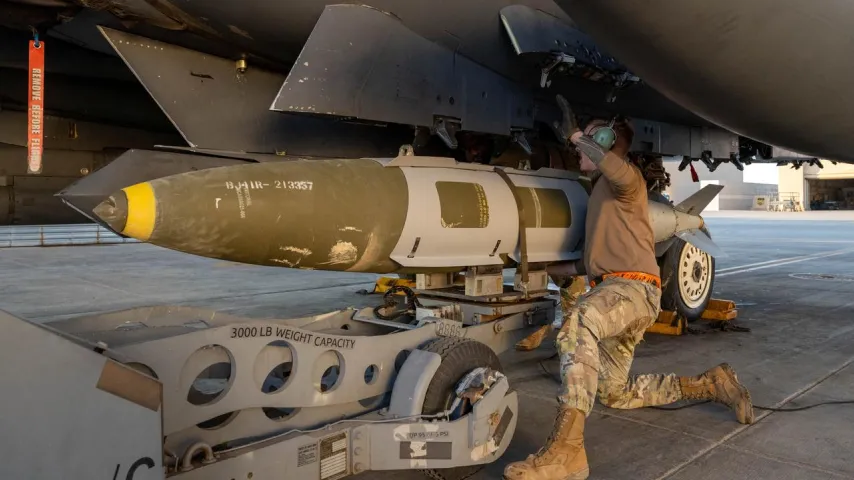 États-Unis : 'attaques à grande échelle' frappent l'État islamique en Syrie, cinq militants tués