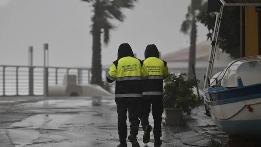 La tempête détruit les ports, «Harry» frappe très durement l'Italie, l'Espagne et Malte