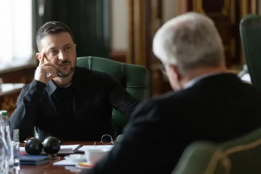 Zelensky accuse Moscou. Lavrov les rejette: Nous répondrons à l'agression