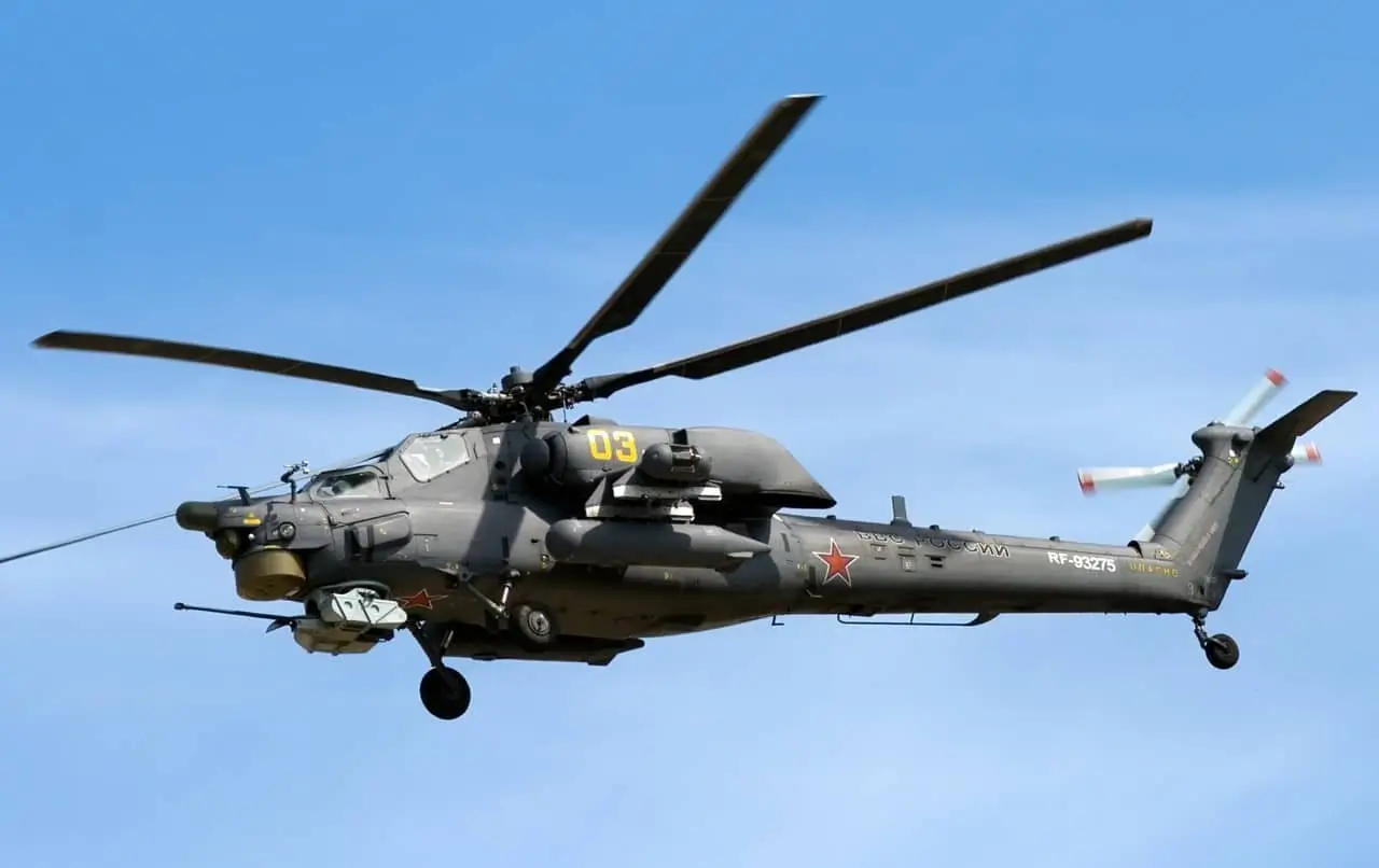 Forces ukrainiennes: Mi-28 russe détruit, images de frappe précise et explosion en vol