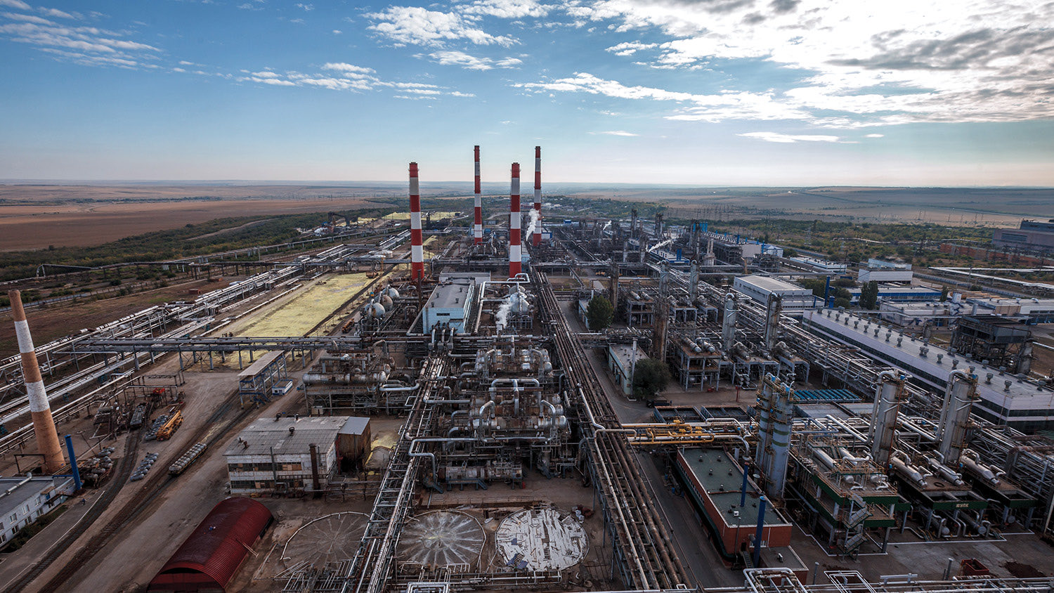 Attaque sur une usine de gaz à 1300 km : l'Ukraine punit la Russie, opération confirmée