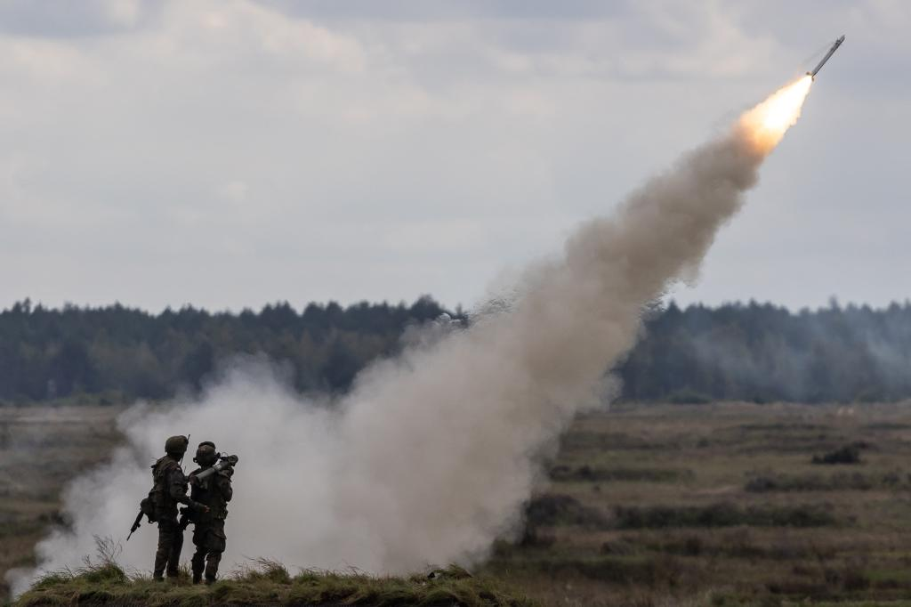 La Russie frappe l’Ukraine avec missiles et drones — la Pologne fait décoller des chasseurs