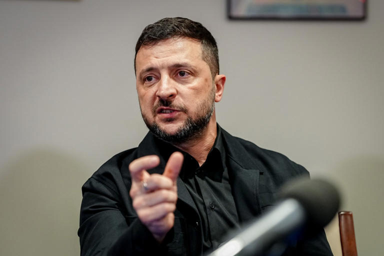 Zelensky se rend chez Trump / La guerre en Ukraine s'intensifie, plus de soutien
