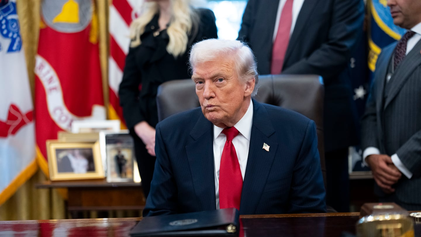 Trump : Je sais ce que je ferai du Venezuela / Un autre navire de drogue frappé