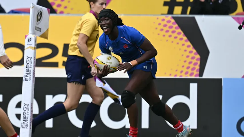 Mondial de rugby: pour les Bleues, une demie pleine mais un verre à moitié vide